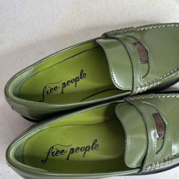 Free People Liv Loafer (Serpent Green) 6/36 - Picture 4 of 12
